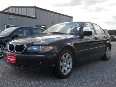 2003 BMW 325  xi