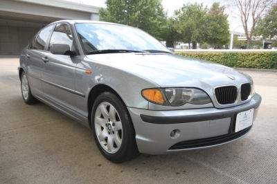 2005 BMW 325  i