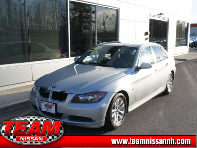 2006 BMW 325  i