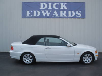 2001 BMW 325  Ci
