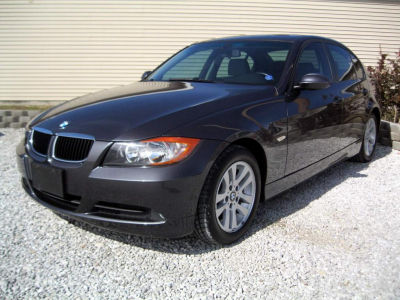 2006 BMW 325  i