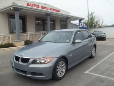 2006 BMW 325  i