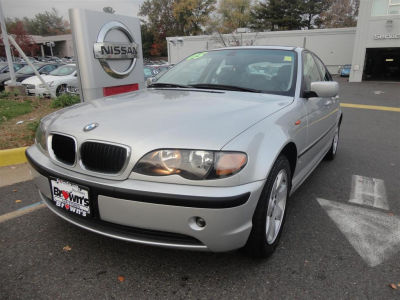 2005 BMW 325  i