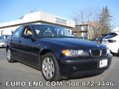 2004 BMW 325  xi