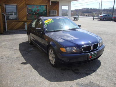 2003 BMW 325  i