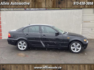 2005 BMW 325  xi