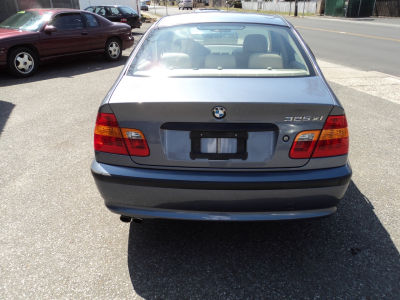 2004 BMW 325 xi