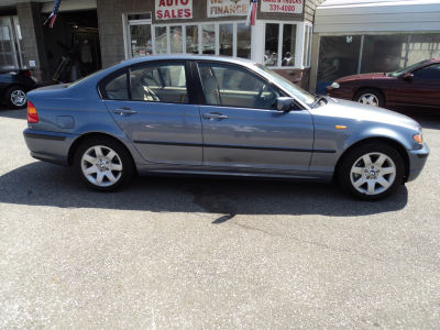 2004 BMW 325 xi