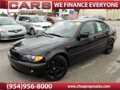 2004 BMW 325  i