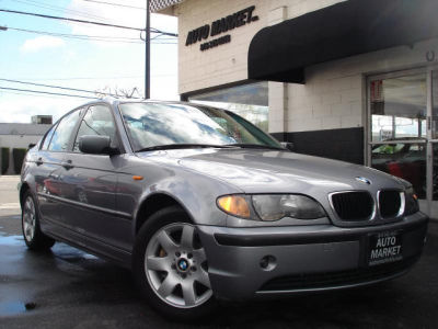 2005 BMW 325  i