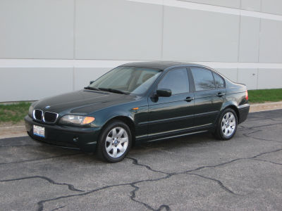 2002 BMW 325  i