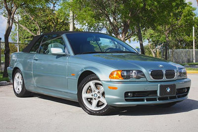 2002 BMW 325  Ci