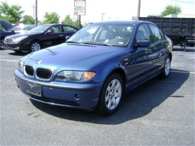 2004 BMW 325  i