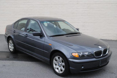 2002 BMW 325 i