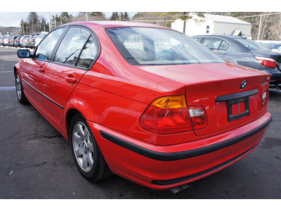 2001 BMW 325  i
