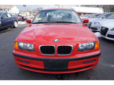 2001 BMW 325  i