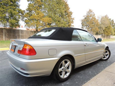 2002 BMW 325  Ci