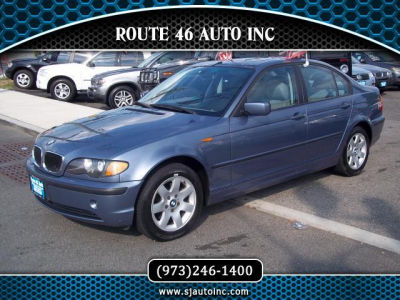 2005 BMW 325  xi