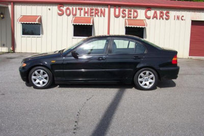 2004 BMW 325  i