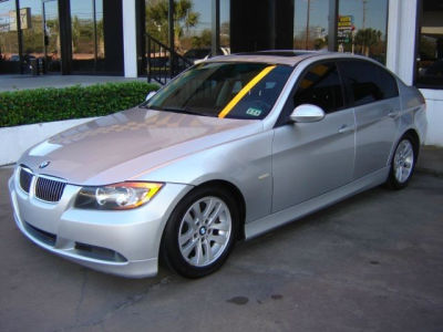 2006 BMW 325  i