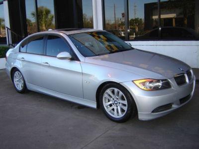 2006 BMW 325  i