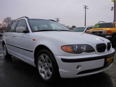 2004 BMW 325  xiT