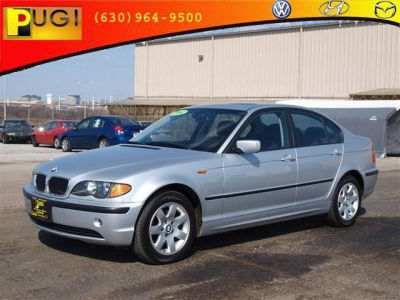 2004 BMW 325  xi