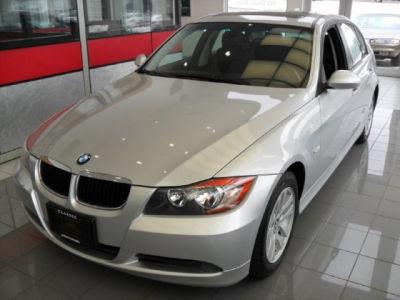 2006 BMW 325  i