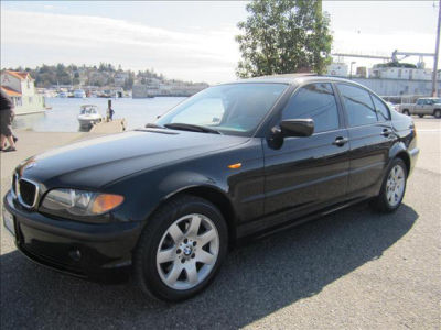 2004 BMW 325  xi