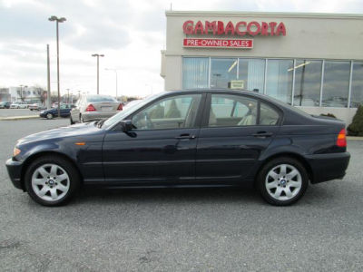 2004 BMW 325  xi