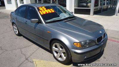 2005 BMW 325  i