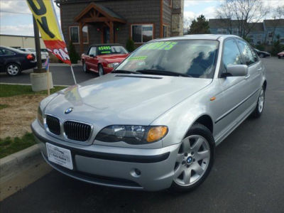 2004 BMW 325  i