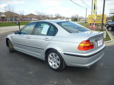 2004 BMW 325 i