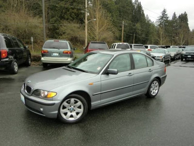 2003 BMW 325  i