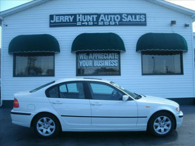 2003 BMW 325  i