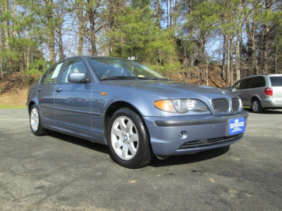 2004 BMW 325 i
