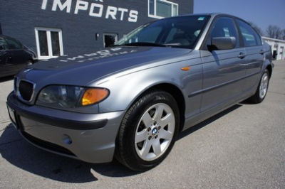 2003 BMW 325  i