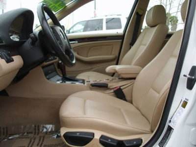 2005 BMW 325 i