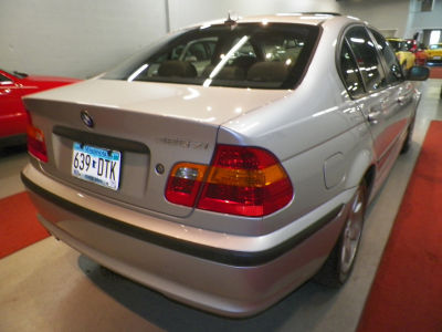 2005 BMW 325 xi