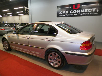2005 BMW 325 xi