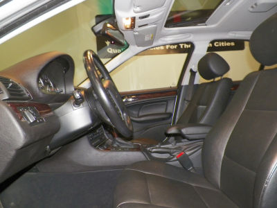 2005 BMW 325 xi