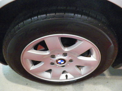 2005 BMW 325 xi