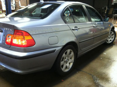2004 BMW 325 xi