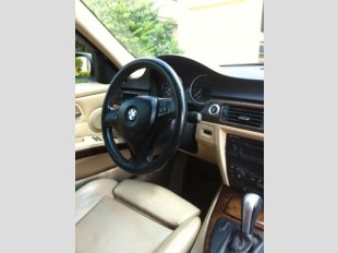 2006 BMW 325  i
