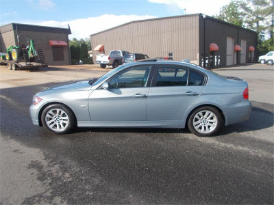 2006 BMW 325  i