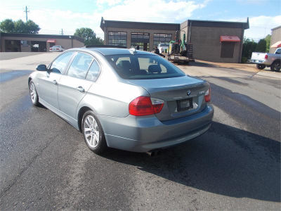 2006 BMW 325  i