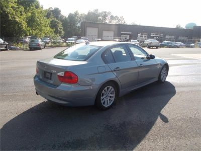2006 BMW 325  i
