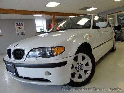 2004 BMW 325  i