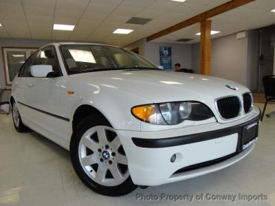 2004 BMW 325  i