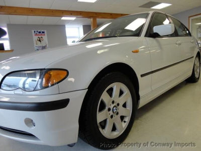 2004 BMW 325  i